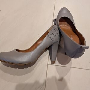 Elegant Gray Women's Heels